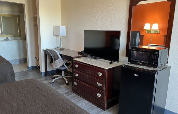 Economy Inn