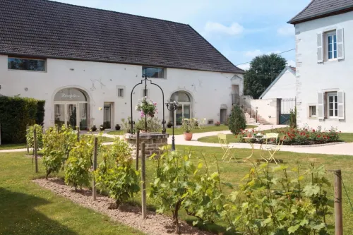 L'Orée des Vignes Hôtels à : Boncourt-le-Bois