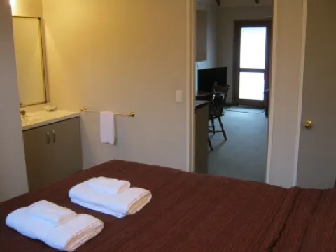 Blue Dolphin Motel Hotels in 
