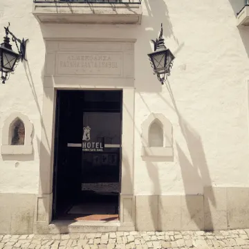 Rainha Santa Isabel - Óbidos History Hotel