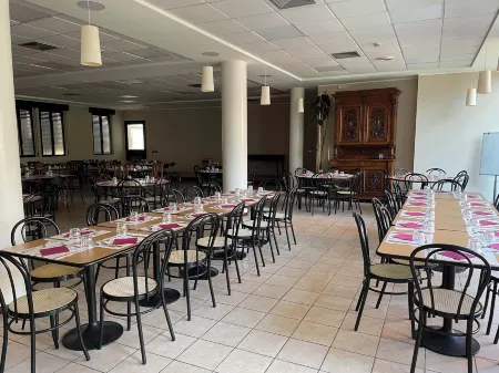 Hotel Clementi Отели в г. Кодевилла