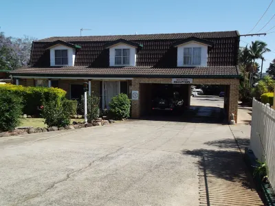 Bridge Street Motor Inn Hotels in der Nähe von Highfields Pioneer Village