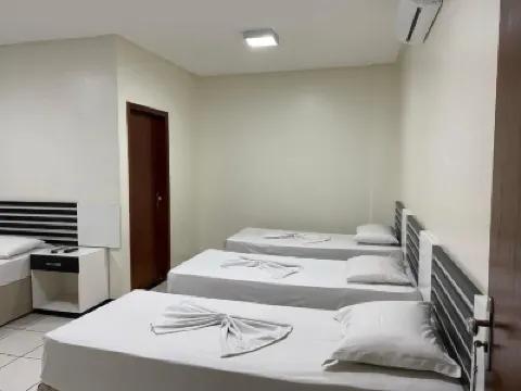 奧夫特妮維斯飯店 住宿飯店