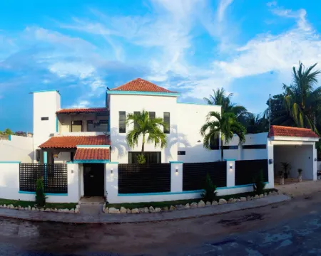 คาจาล คีน โรงแรมในทิซิมิน