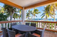 Lighthouse Beach Villas - Jacuzzi
