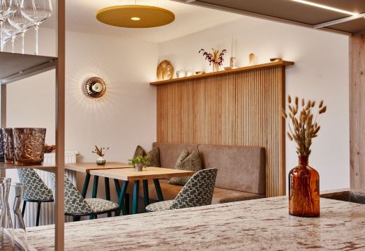 홈바운드 아파트먼트 외관