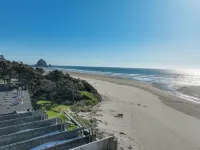 Schooner's Cove Inn Hotels in Cannon Beach