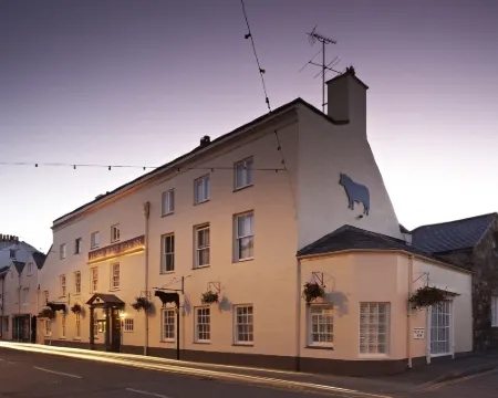 The Bull and Townhouse, Beaumaris- the Inn Collection Group Hotels in Beaumaris
