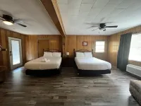 Jis12 - Budget Friendly Queen Studio with Full Kitchen, Two Queen Beds and Sleeper Sofa - balcony