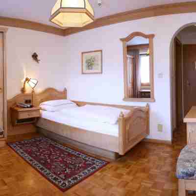 Hotel Dolomiti Madonna Rooms
