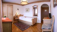 Hotel Dolomiti Madonna Hotels near Ortisei: Zona Pedonale