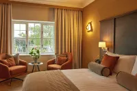County Arms Birr Hotels in County Offaly