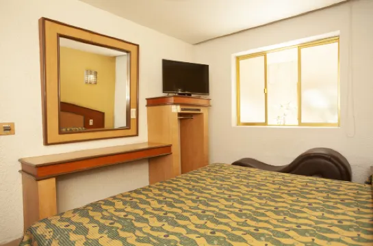 Hotel Tres Colonias - Sólo Adultos