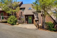 Ski, Hike & More: Year-round Gem in Windham -  Privatzimmer