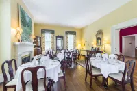 Bourbon Manor Bed & Breakfast Inn - Desayuno