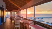 BUE Marino Hotel & Rooftop Bar - Aamiainen