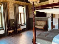 Torreby Slott Hotel & Golf Hotels in Munkedal