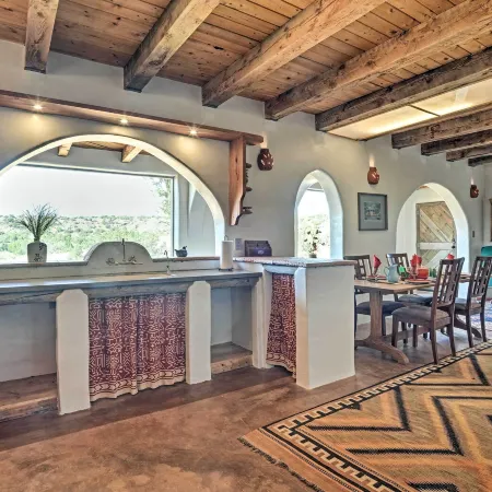 Secluded San Ysidro House w/ Desert Views!