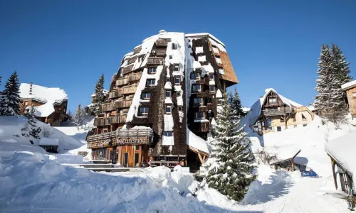 Hôtel des Dromonts by Sowell Collection
