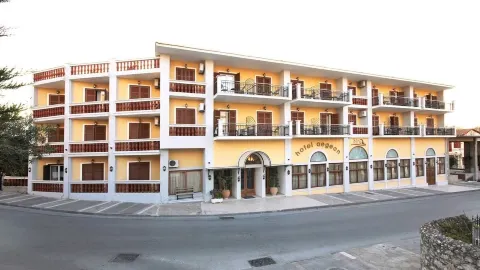 Aegeon Hotel in Samos