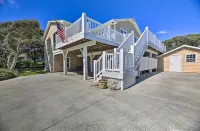1 Block to Beach: Emerald Isle Gem w/ Ocean View