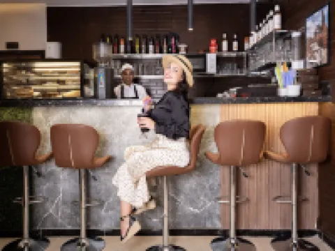 日與沙客棧 吉薩酒店