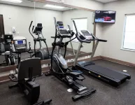 Days Inn & Suites by Wyndham Houston NW Cypress - Gym
