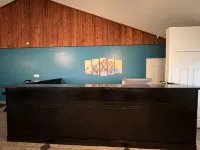 Bass Inn - Choke Canyon National Park Hotels in Three Rivers