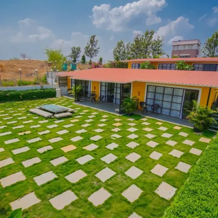 Arc Resort Shirwal
