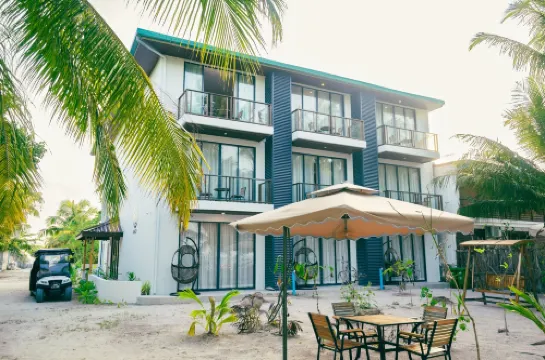 Chak’z 1964 Beach Hotel di Dharavandhoo Island