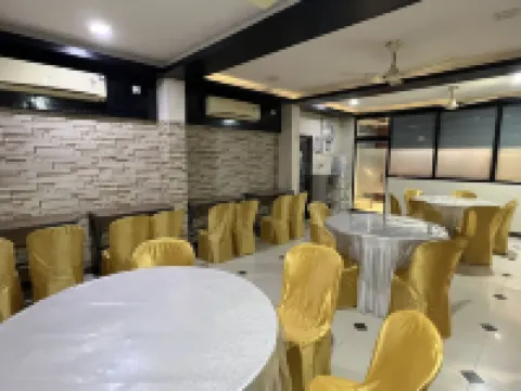 Hotel Vandana Palace Hotels in Surendranagar