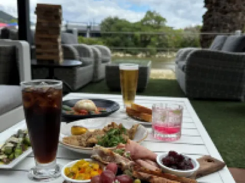 Delorenzo Studio Apartments Hotels in Nelson