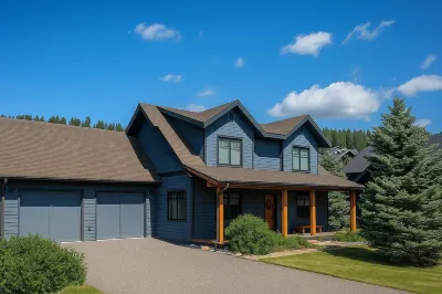 Spacious & Cozy House Big Sky Meadows w/ Hot Tub!  Perfect for Family Getaway