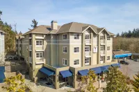 Marshall Suites
