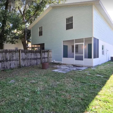 Two bedroom/1.5 Bath Townhouse at Rainbow River
