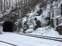 Muskie-Lounge River Retreat! Secluded getaway. Hotels in Upshur County