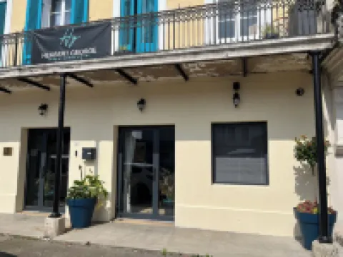 Herbert George Apartment Hotel