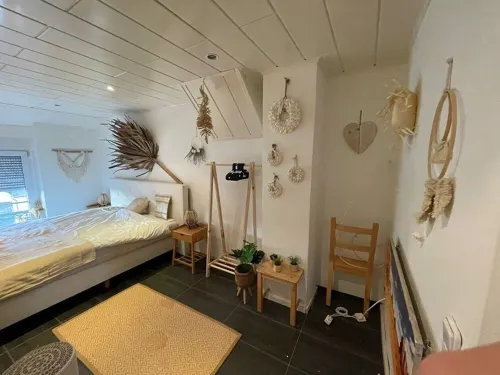 Herleef de Geschiedenis uit 1309 in Münstermaifeld Hotel a Munstermaifeld