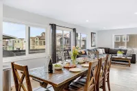 Shelly by Avantstay Steps to the Beach Deck w/ Ocean Views 5bdr