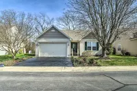 3 Mi to Coast: Pool & Serene Pond Views - spa