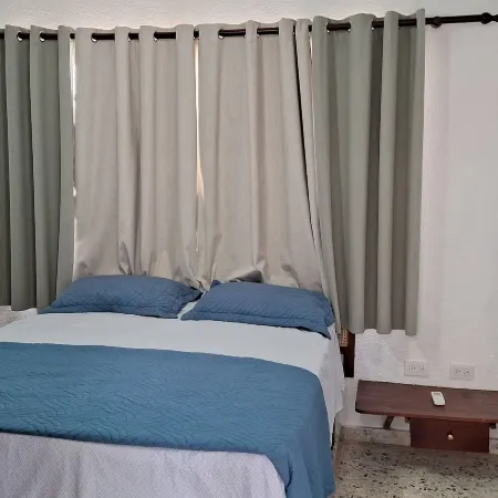 CortLang Vacation Rentals, Costambar