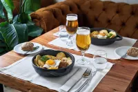 The Log Porto Hotel by Piamonte Hotels - sarapan