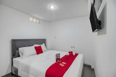 RedDoorz Syariah Near Galeria Mall Yogyakarta
