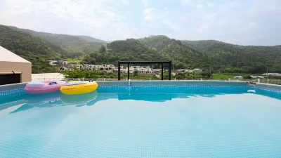 Gapyeong Ddobagi Pet & Spa Glamping
