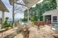 Million-Dollar Views & Patio: Hiawassee Hideaway - 4-Star