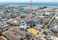 Beautiful condo in prime location! 2 blocks from boardwalk & convention center.