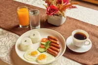 Go Hotels Plus Bacolod - Newly Renovated - breakfast