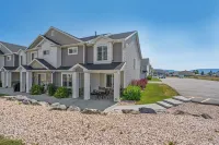 Ultimate Family Getaway – Air Hockey • Ping-Pong • Bikes • Bear Lake Fun!