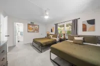Progresso Apartments & Homes by Lowkl