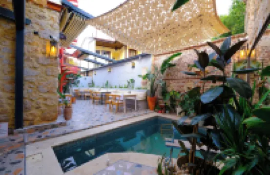 ซาเย โคนัค คาลีอิชิ & โอลด์ทาวน์